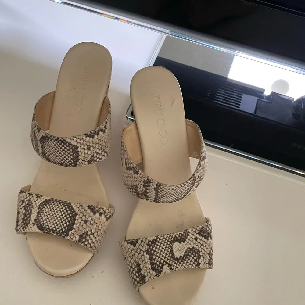 Jimmy Choo - Picture 4 of 7